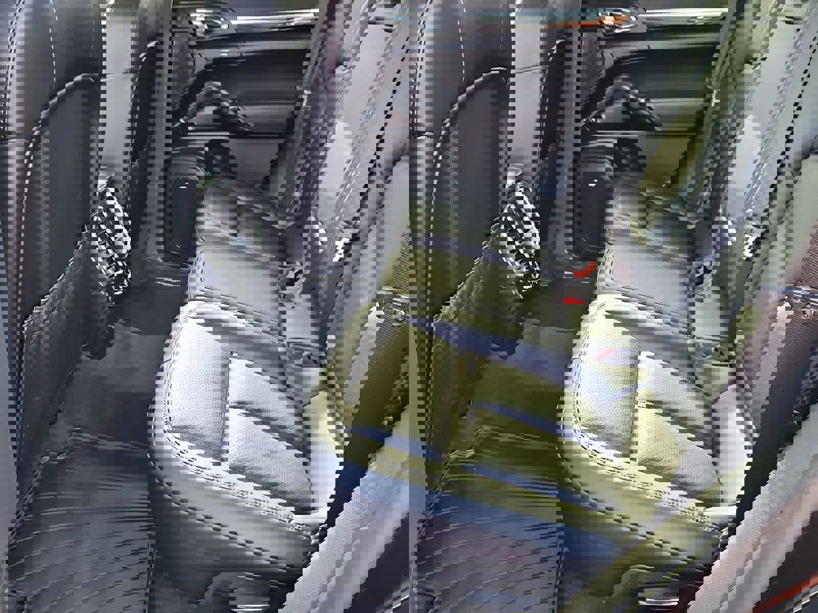 Used 2018 Porsche Cayenne S image 20