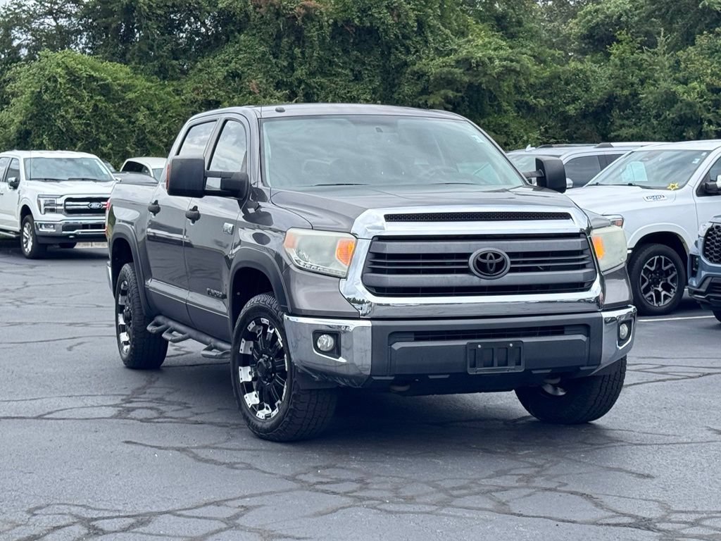 Used 2014 Toyota Tundra SR5 w/ SR5 Upgrade Package AWD/4WD image 1