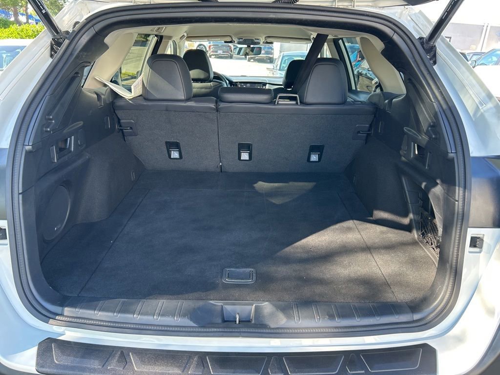 Used 2023 Subaru Outback Limited AWD/4WD image 19