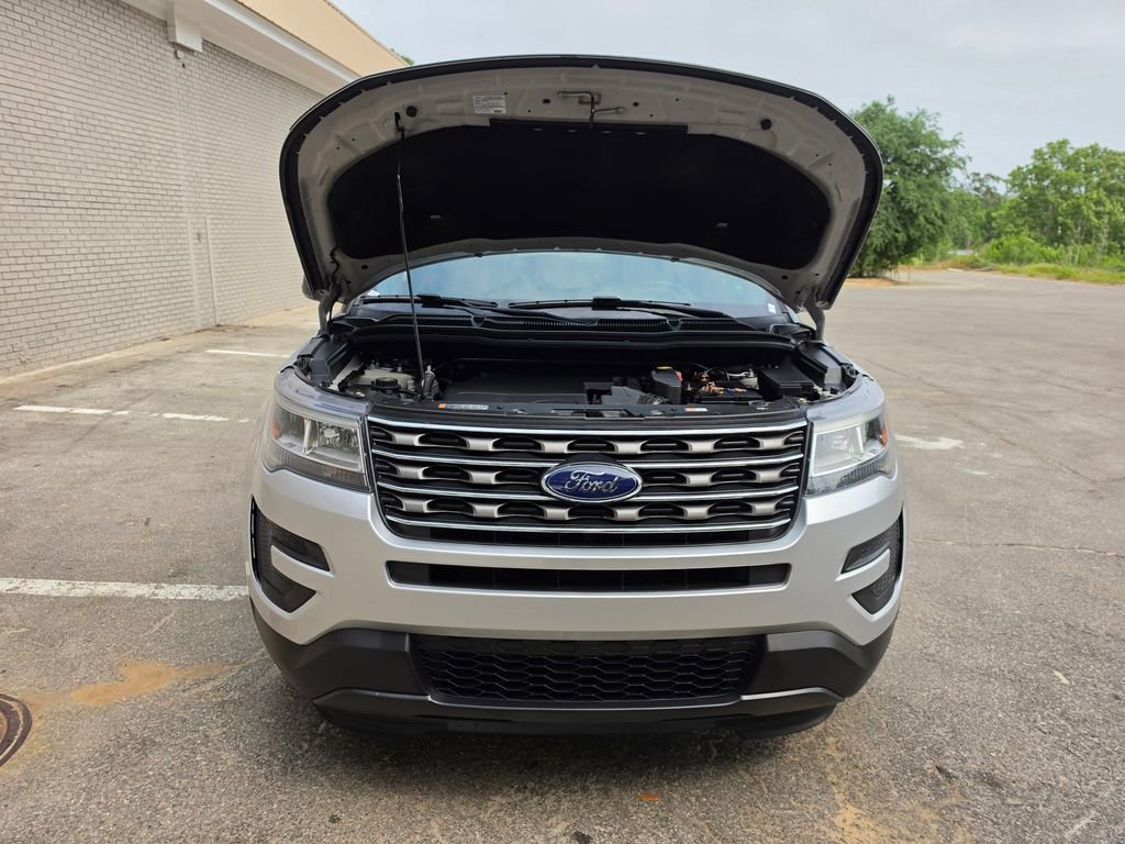 Used 2017 Ford Explorer FWD image 19