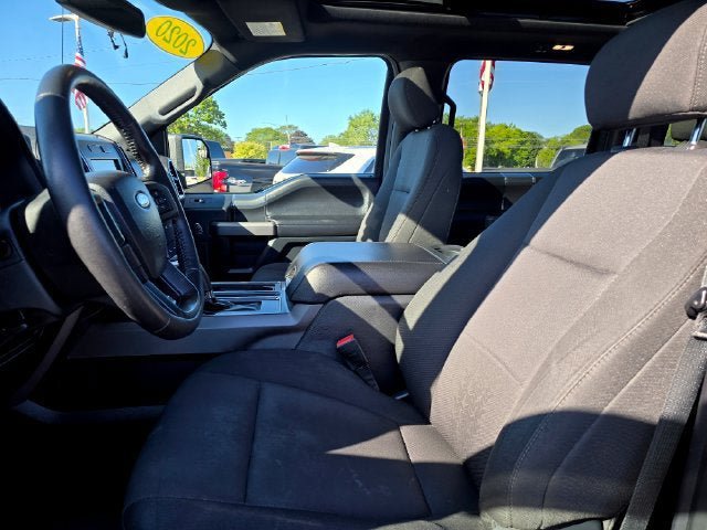 Used 2020 Ford F150 XLT w/ Equipment Group 302A Luxury AWD/4WD image 5