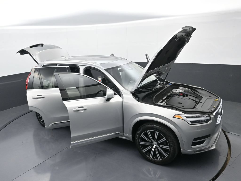 Used 2024 Volvo XC90 B6 Plus AWD/4WD image 38