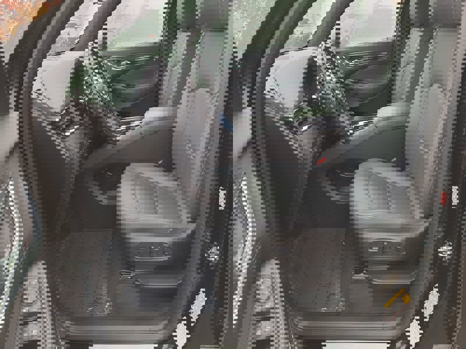 Used 2024 Buick Enclave Premium image 19