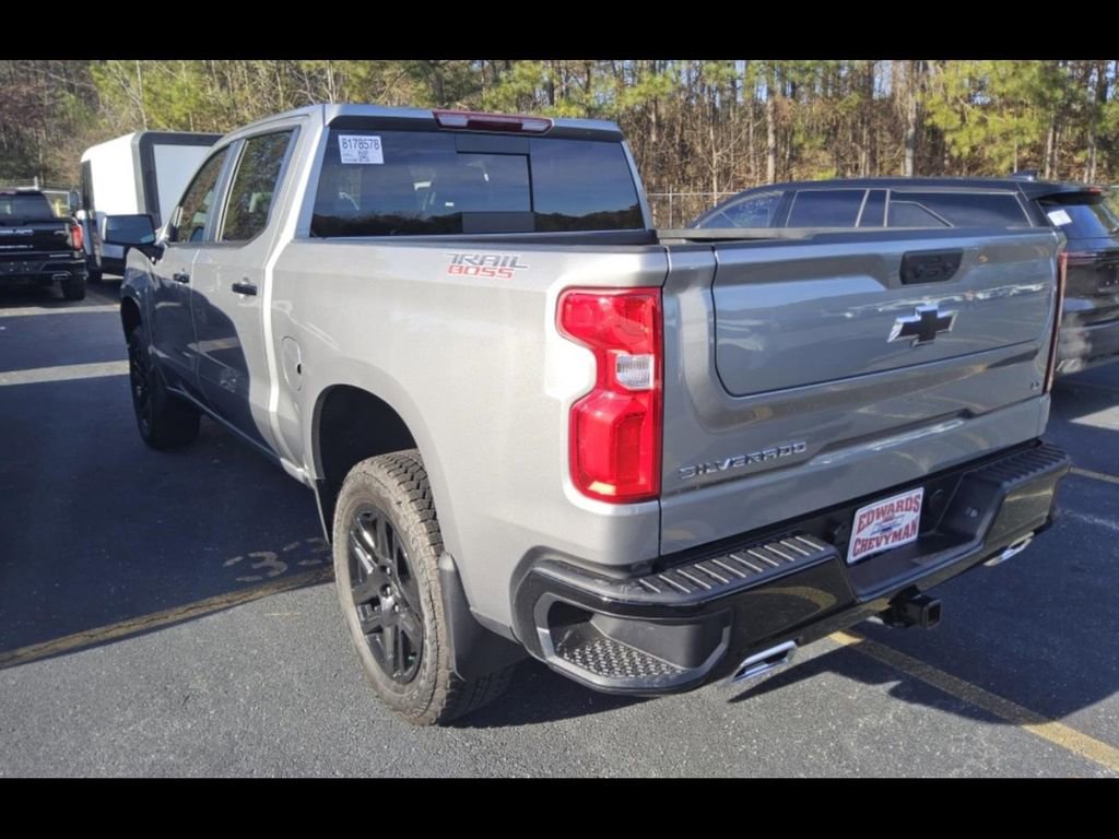 Used 2026 Chevrolet Silverado 1500 LT Trail Boss w/ Convenience Package II image 6
