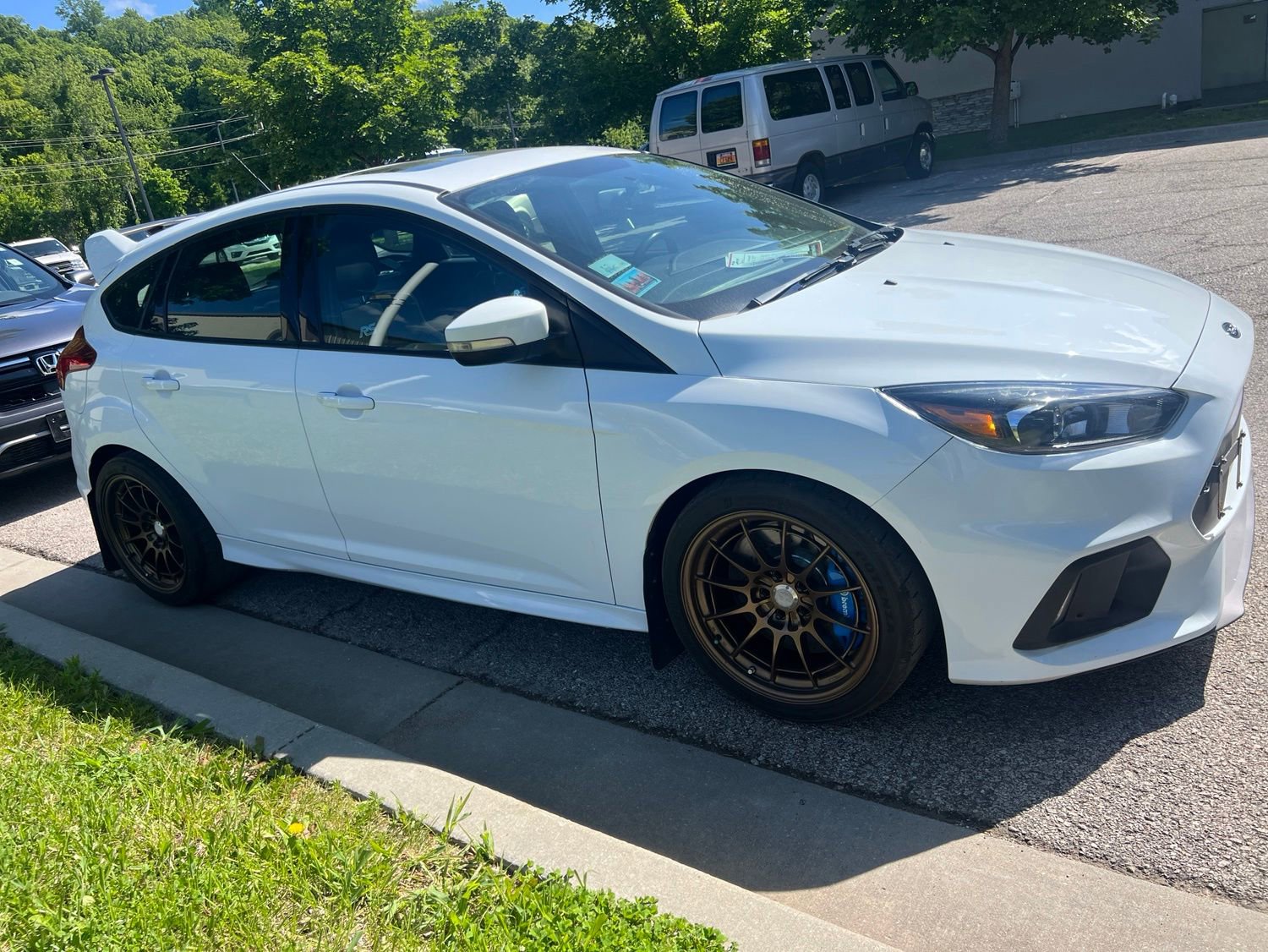 Used 2017 Ford Focus RS AWD/4WD image 3