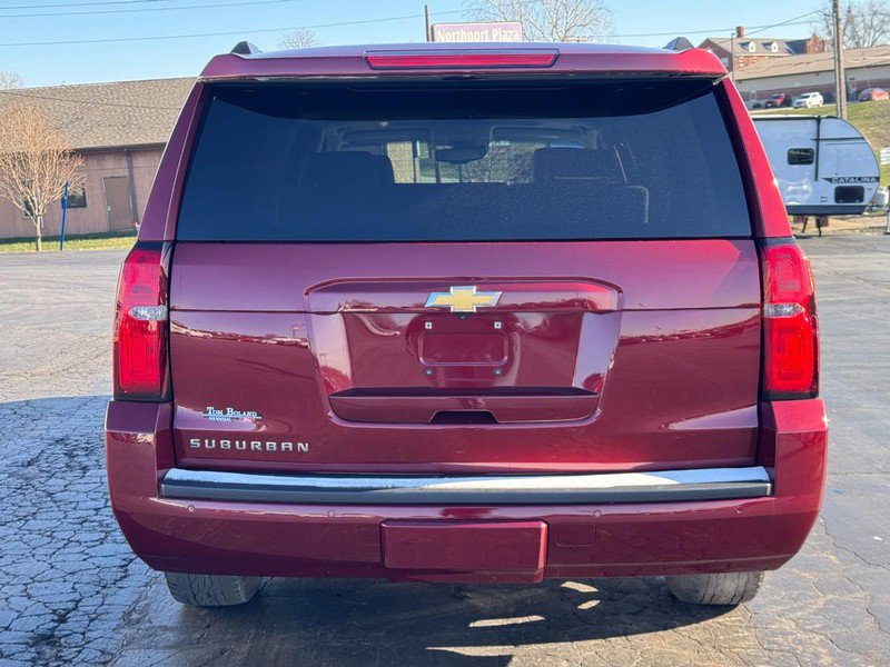 Used 2019 Chevrolet Suburban LT image 5