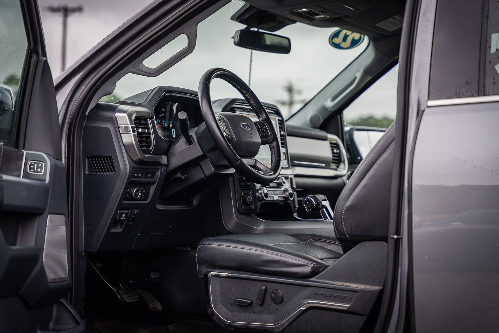 Used 2022 Ford F150 Lariat image 18