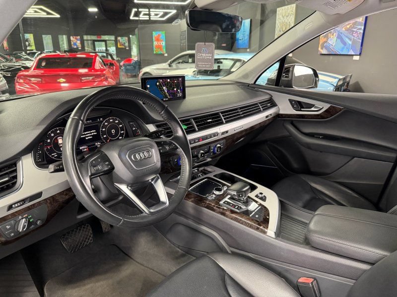 Used 2019 Audi Q7 2.0T Premium Plus w/ Premium Plus Package AWD/4WD image 9