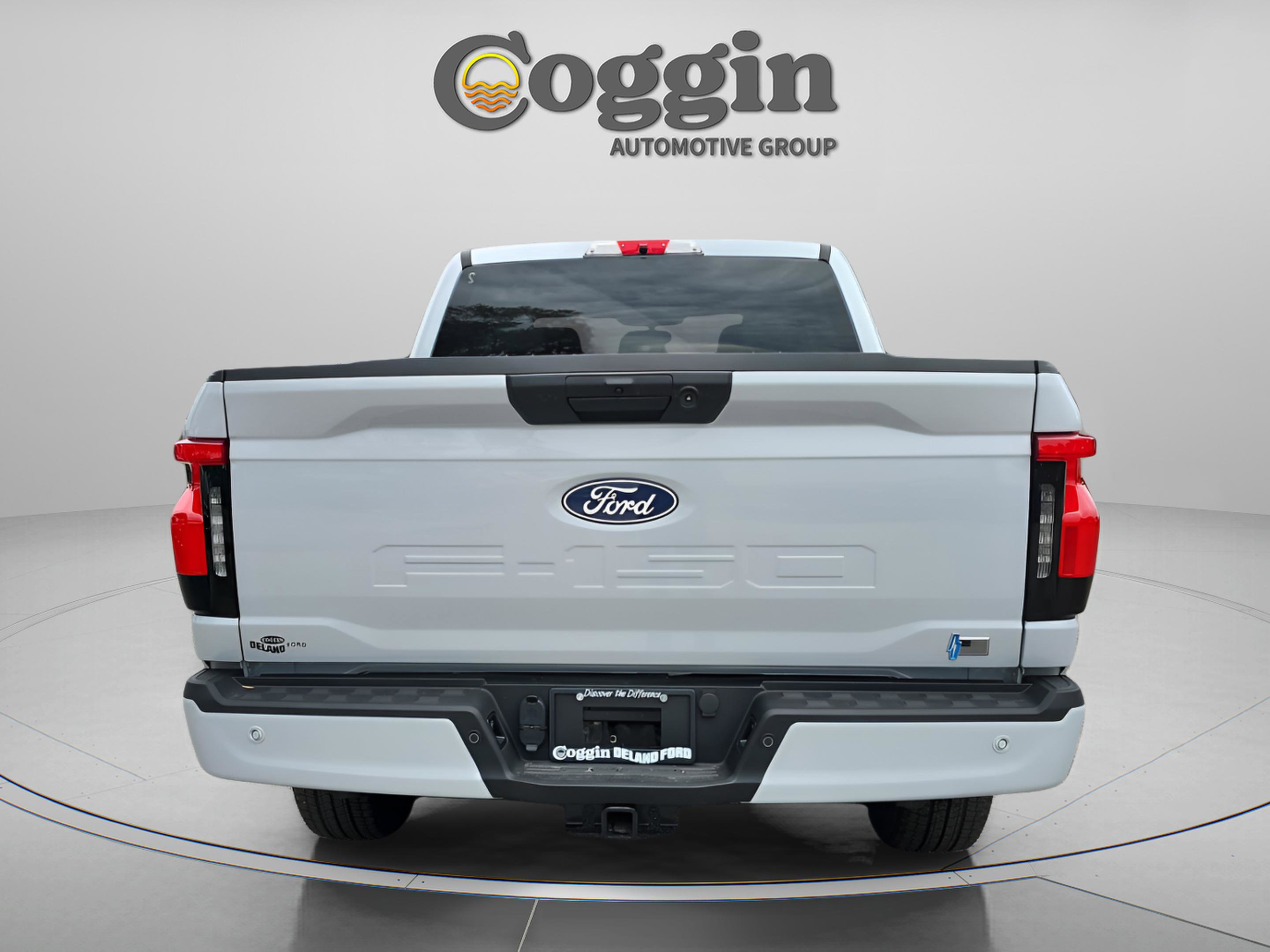 New 2025 Ford F150 Lightning XLT image 4