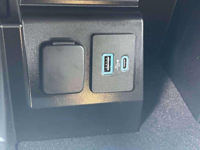 Certified 2023 Ford Explorer XLT AWD/4WD image 30