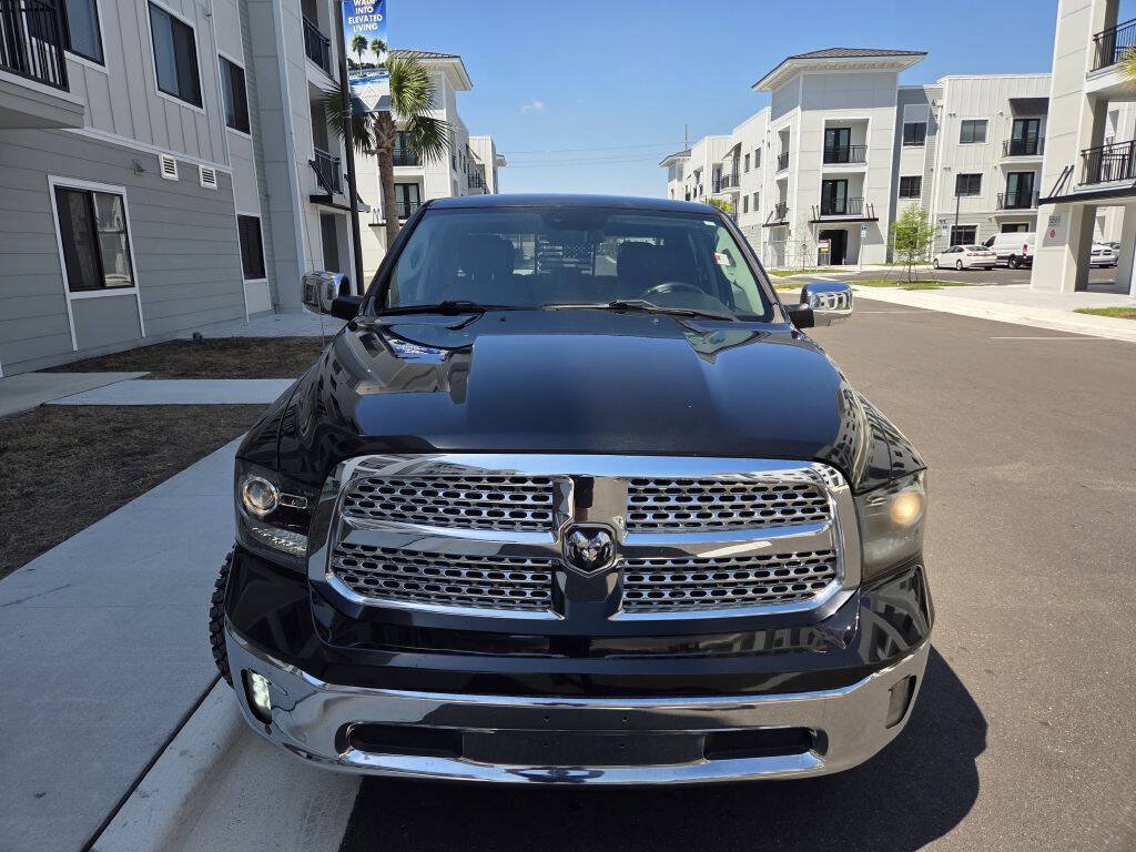Used 2017 RAM 1500 Laramie AWD/4WD image 3