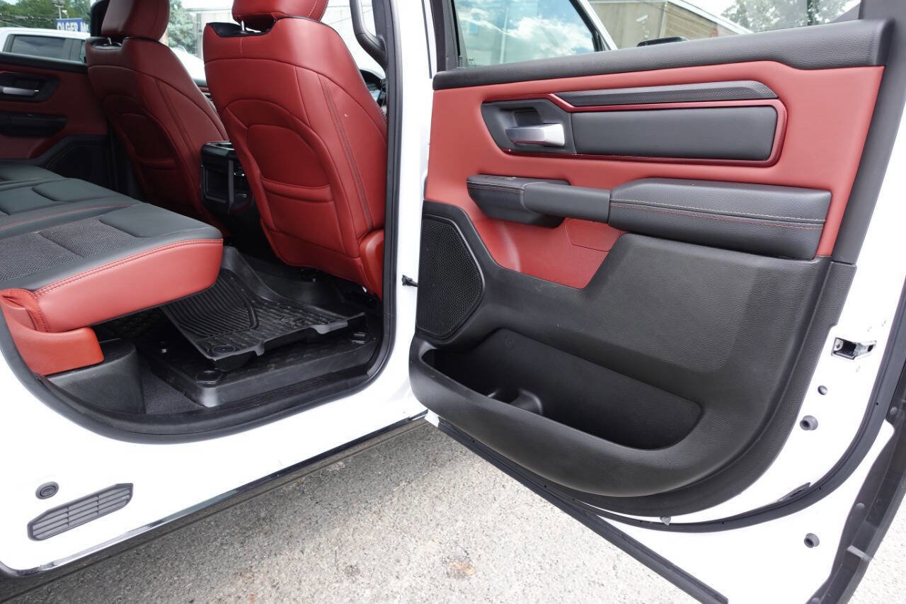 Used 2025 RAM 1500 Rebel image 27