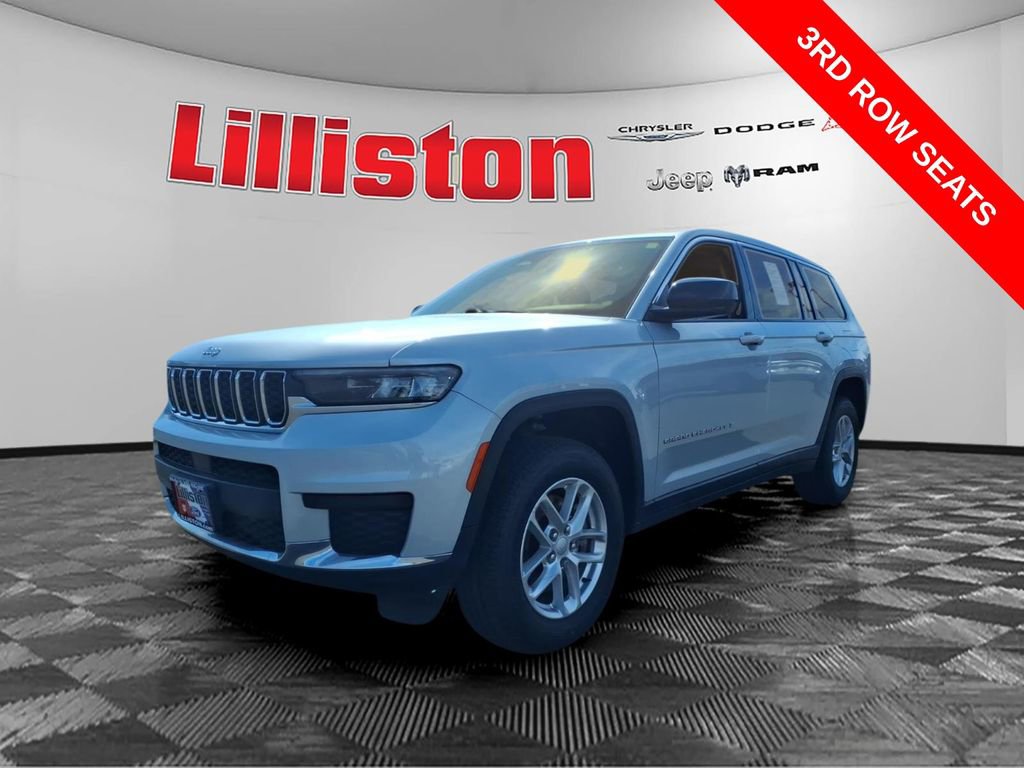 Used 2023 Jeep Grand Cherokee L Laredo image 5