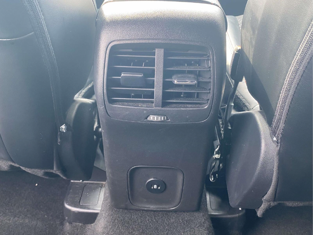 Used 2025 Ford Escape ST-Line FWD image 12