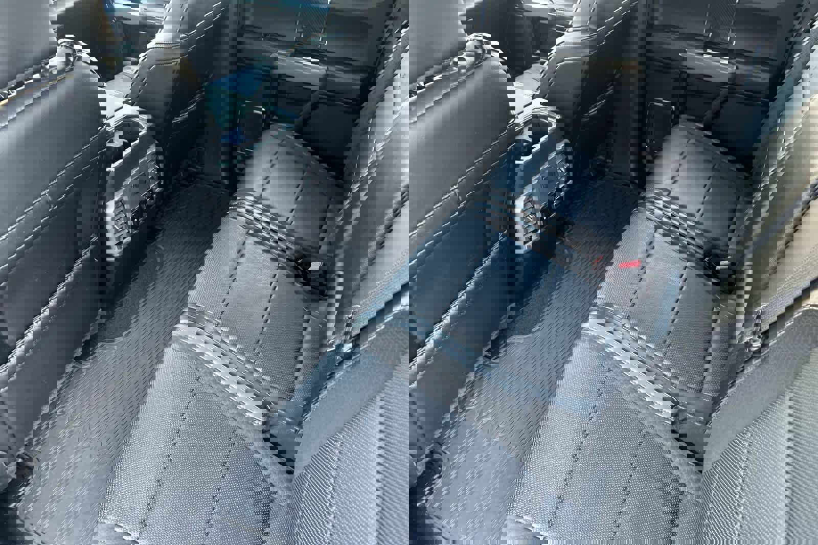 Used 2019 Ford F150 Raptor w/ Equipment Group 802A Luxury image 4