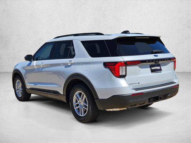 New 2026 Ford Explorer Active RWD image 9