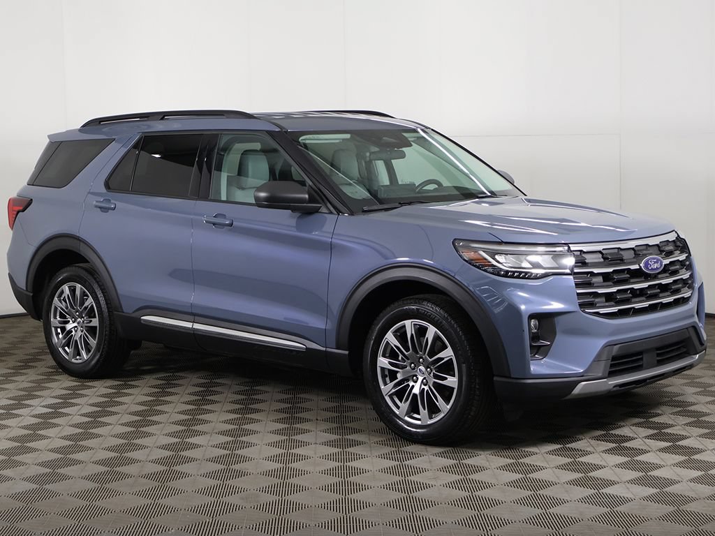 Used 2025 Ford Explorer Active w/ Active Comfort Package AWD/4WD image 56