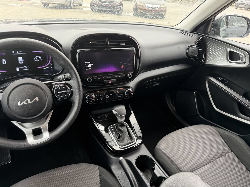 Certified 2024 Kia Soul S FWD image 17