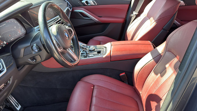Used 2021 BMW X6 M50i w/ Executive Package AWD/4WD image 28
