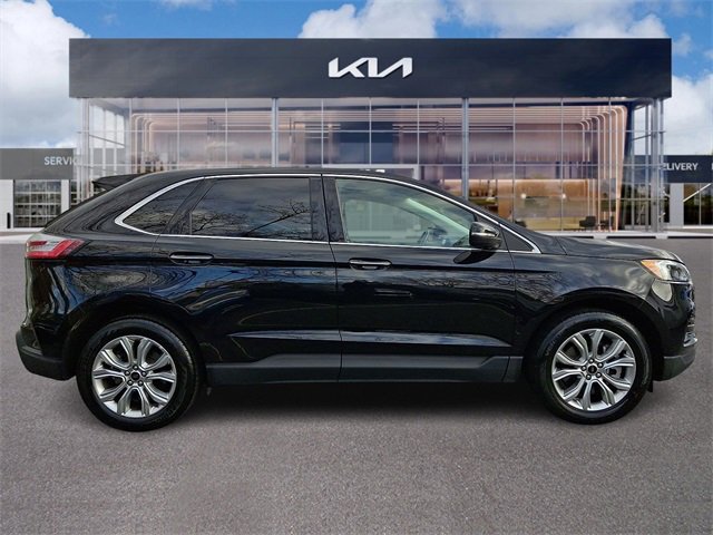 Used 2024 Ford Edge Titanium image 7