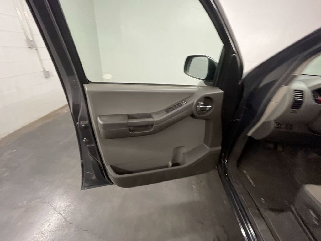 Used 2012 Nissan Xterra S image 18