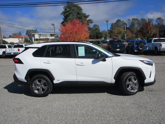 Used 2024 Toyota RAV4 LE image 3