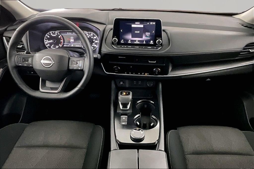 Used 2025 Nissan Rogue SV image 7