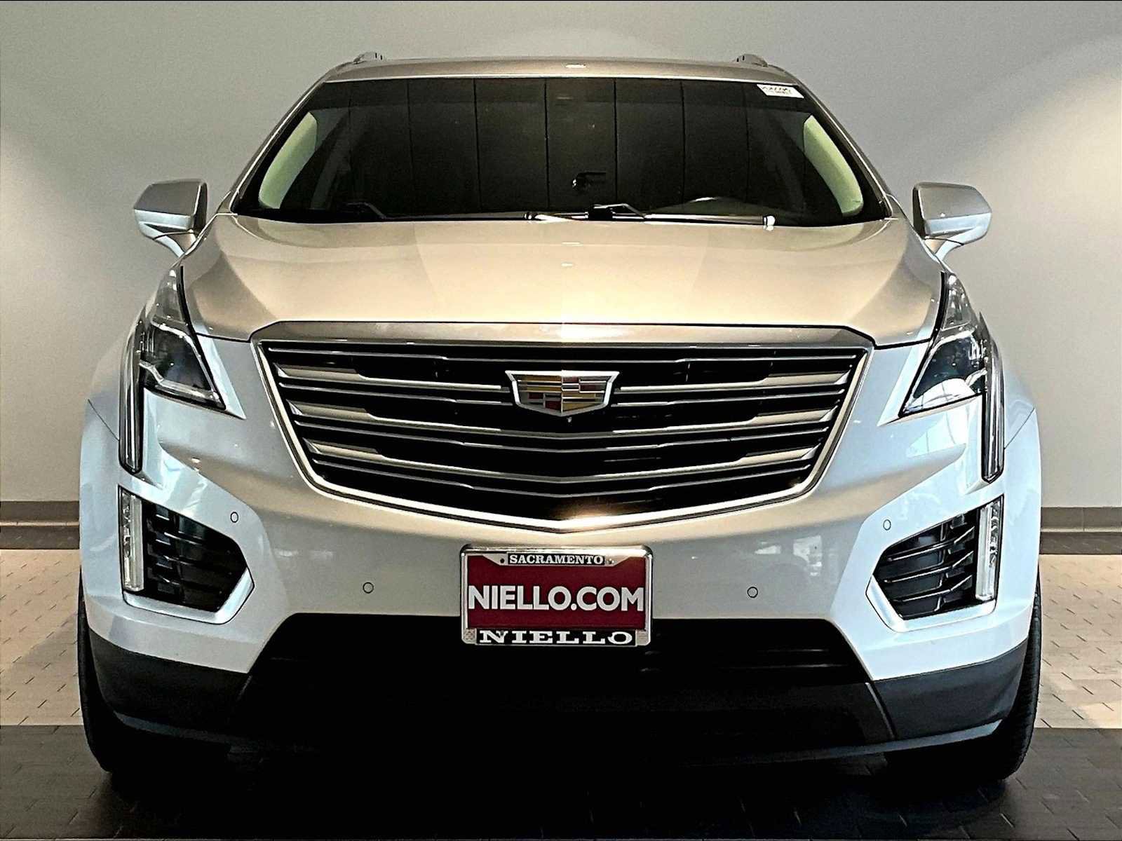 Used 2018 Cadillac XT5 Premium Luxury image 13