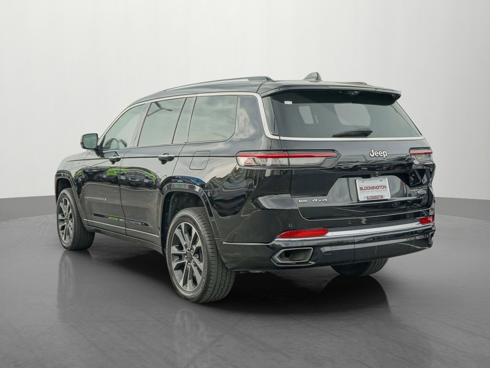 Used 2022 Jeep Grand Cherokee L Overland w/ Luxury Tech Group IV image 5