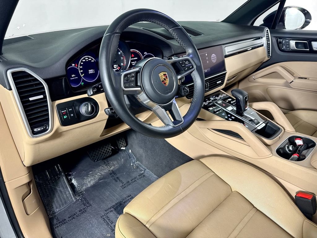 Used 2022 Porsche Cayenne E-Hybrid image 9