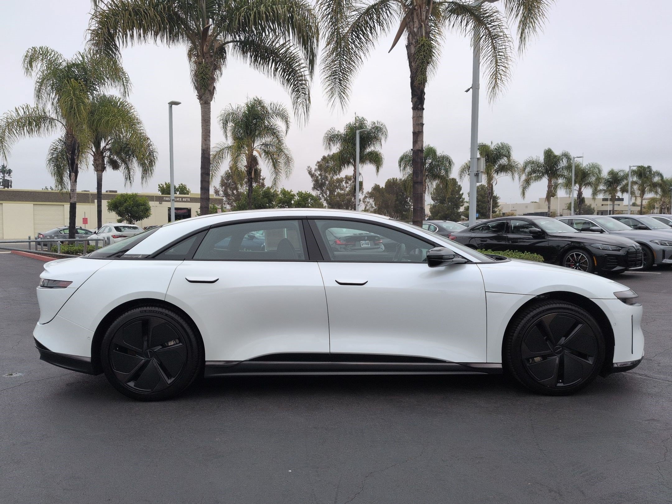 Used 2024 Lucid Air Touring AWD/4WD image 11