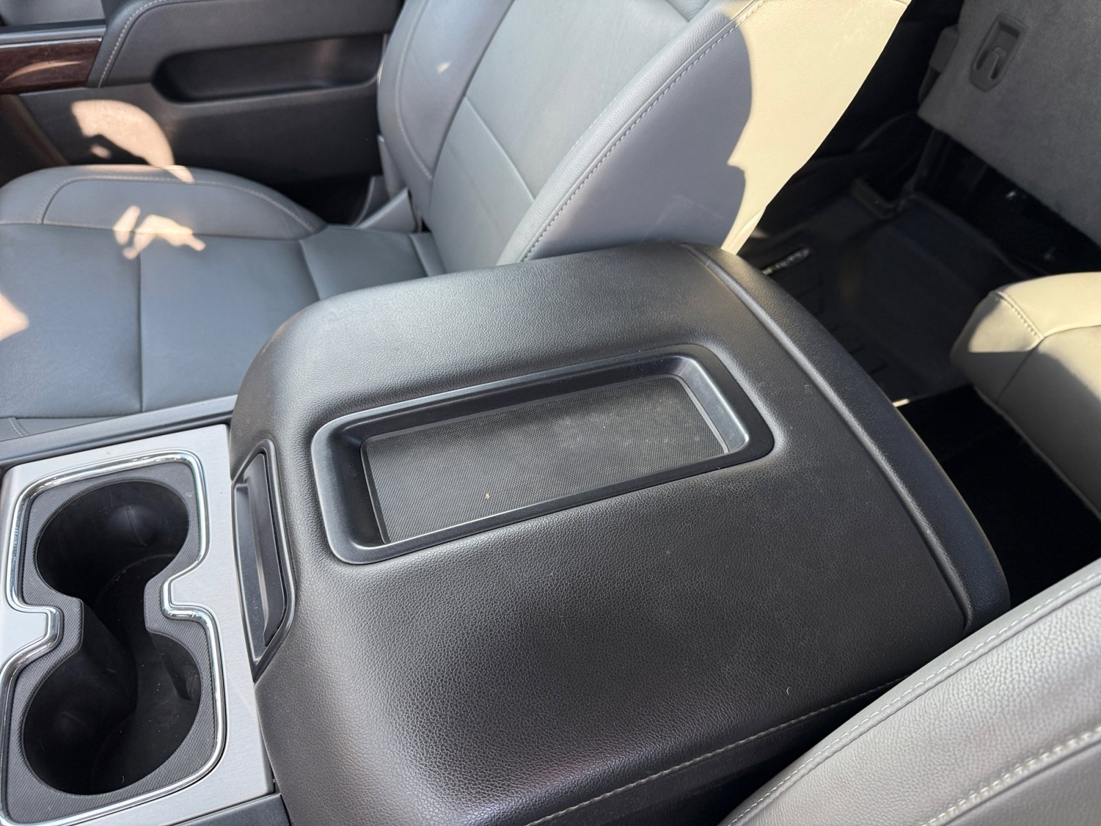 Used 2015 GMC Sierra 1500 SLT w/ SLT Preferred Package image 14