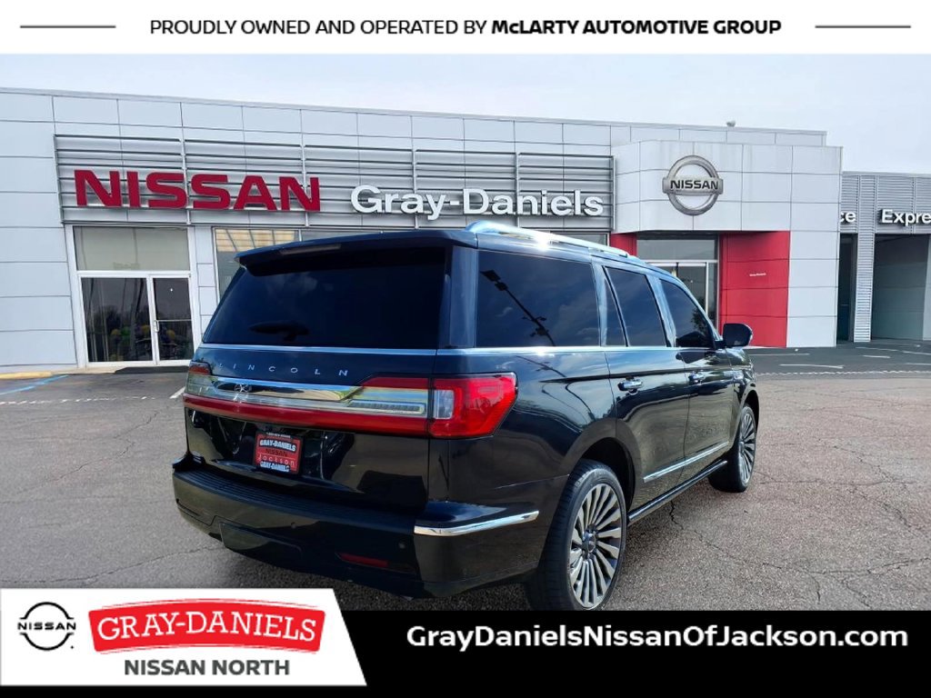 Used 2019 Lincoln Navigator Reserve AWD/4WD image 7
