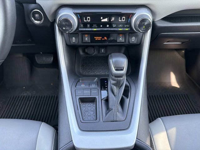 Certified 2021 Toyota RAV4 XLE Premium FWD image 29