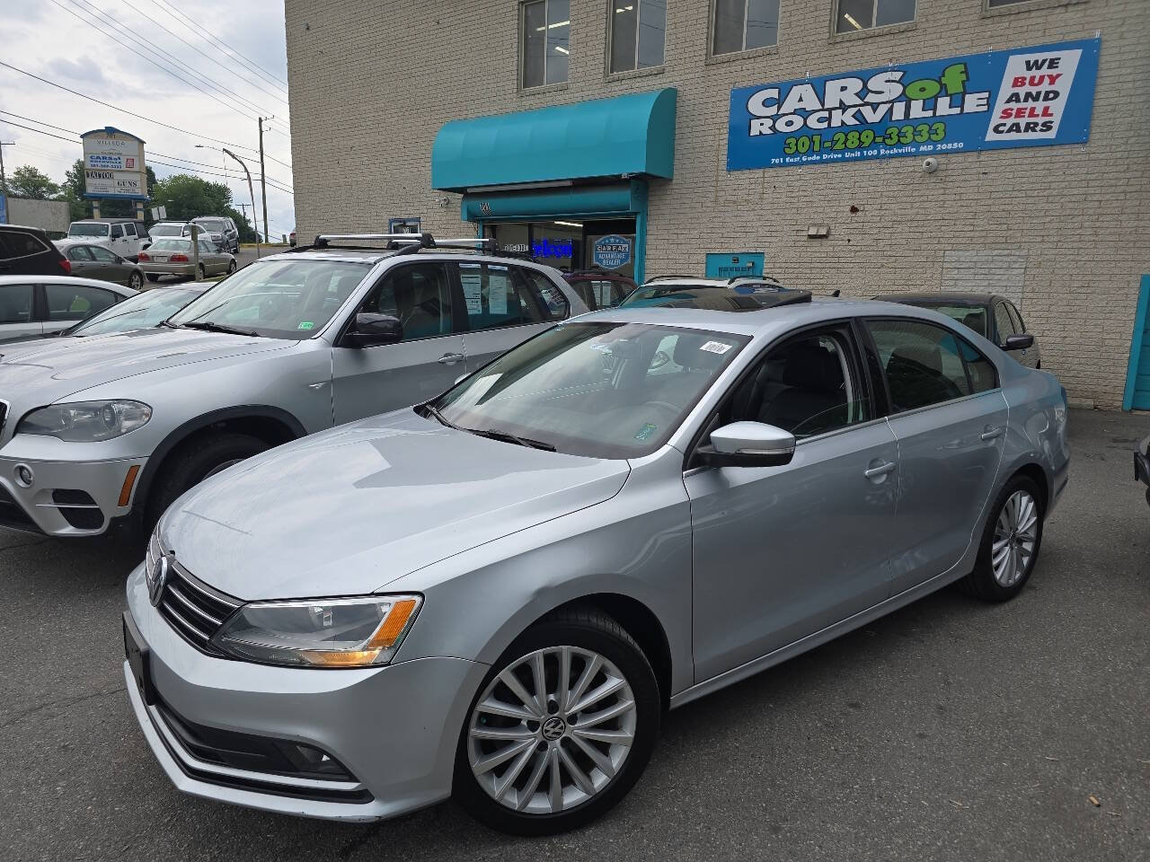 Used 2016 Volkswagen Jetta SEL FWD image 4