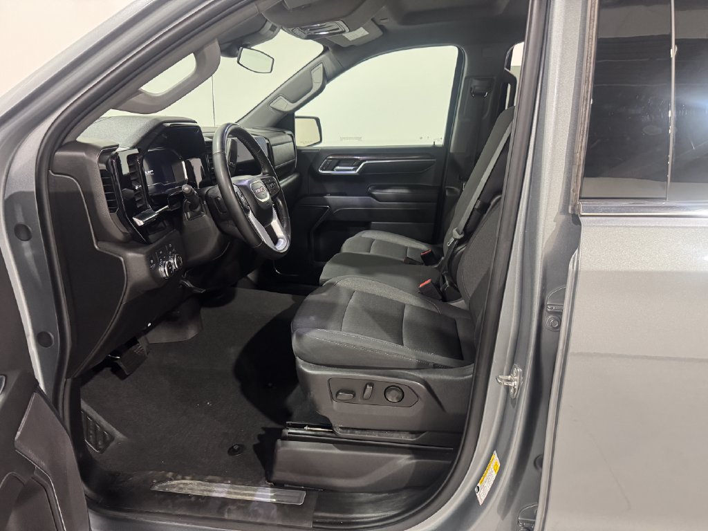 Used 2024 GMC Sierra 1500 SLE AWD/4WD image 14