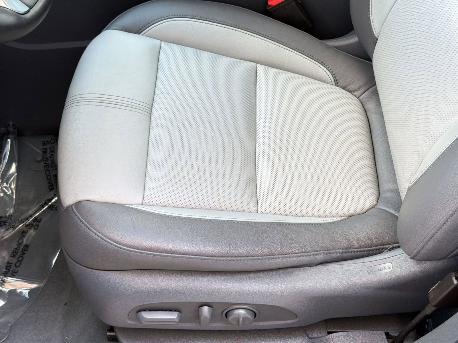 Used 2019 Chevrolet Blazer LT w/ Sun and Wheels Package image 14