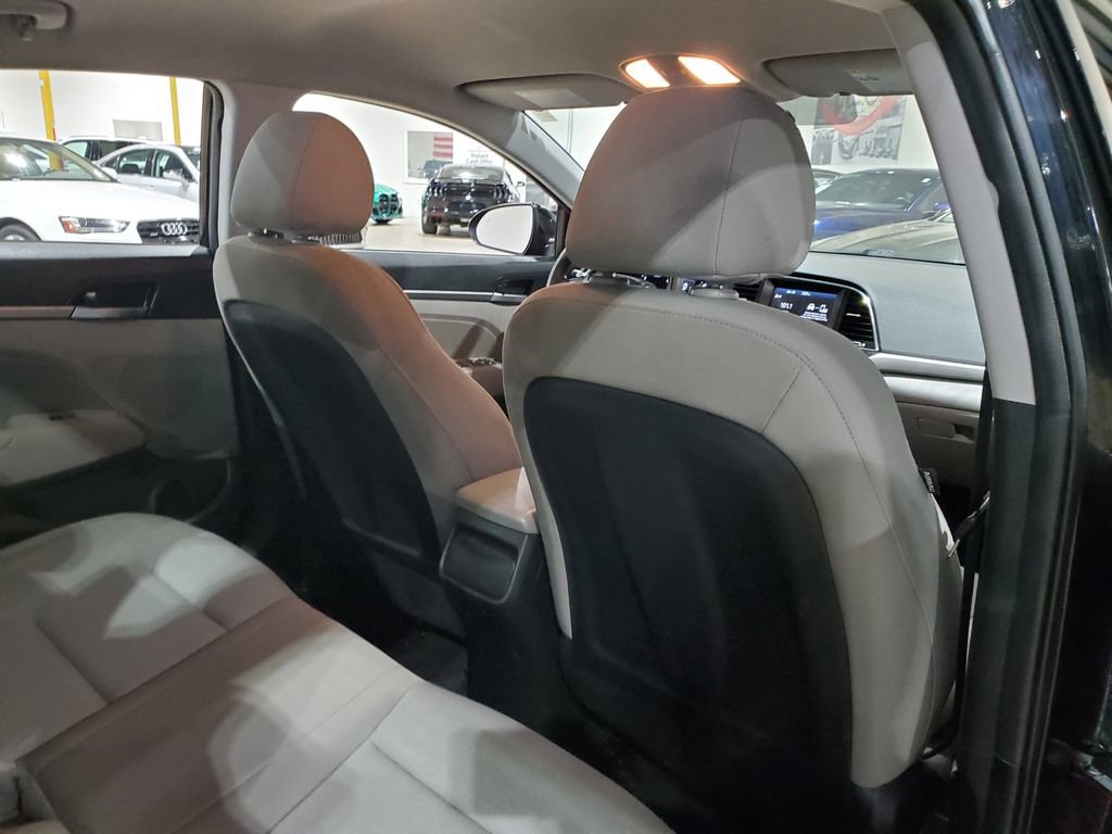 Used 2018 Hyundai Elantra SEL image 18
