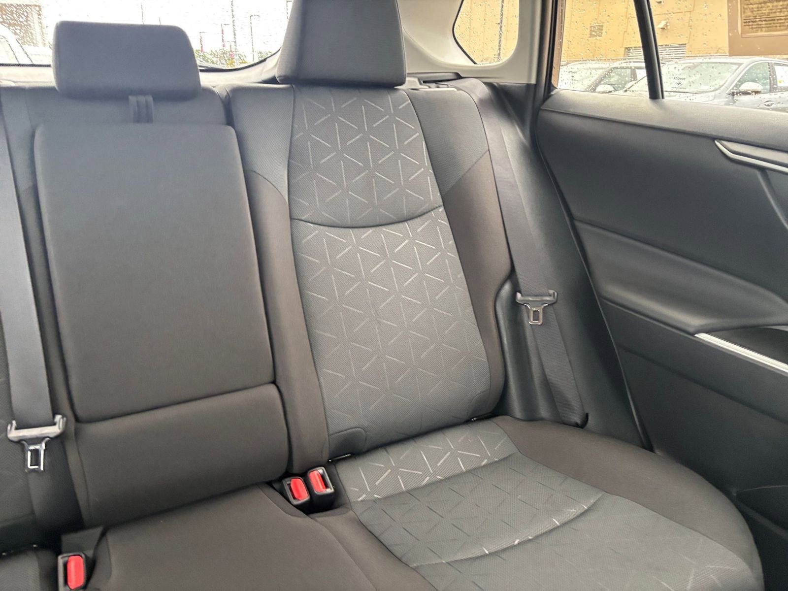 Used 2025 Toyota RAV4 XLE image 37