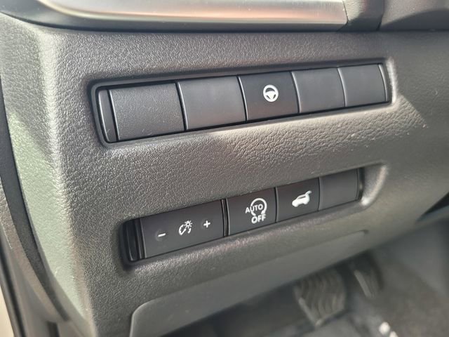 Certified 2024 Nissan Rogue SV image 19