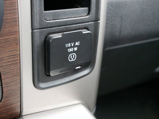 Used 2015 RAM 2500 Laramie w/ Black Appearance Group AWD/4WD image 24