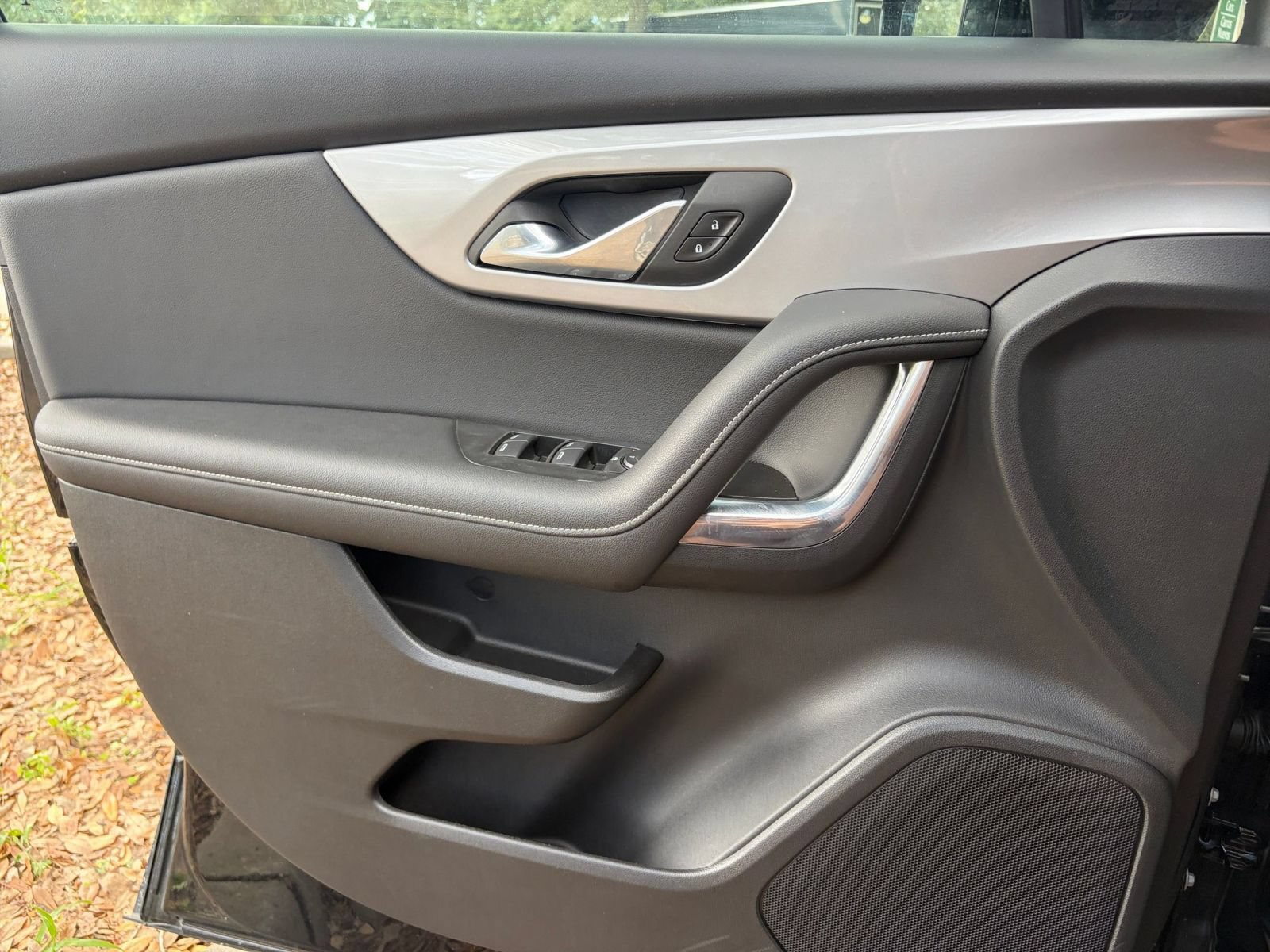 Used 2026 Chevrolet Blazer LT FWD image 18