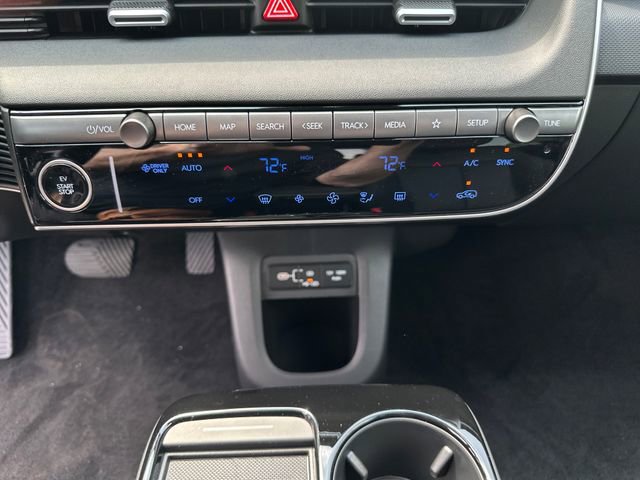 Certified 2025 Hyundai Ioniq 5 SEL image 16