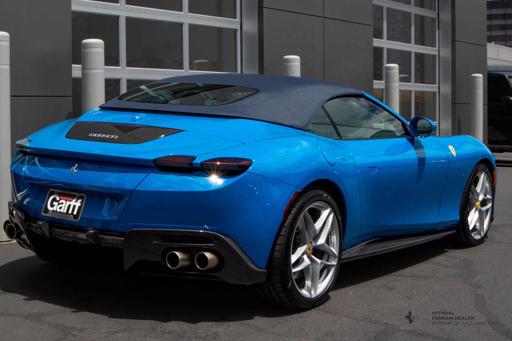 Used 2024 Ferrari Roma Spider RWD image 6