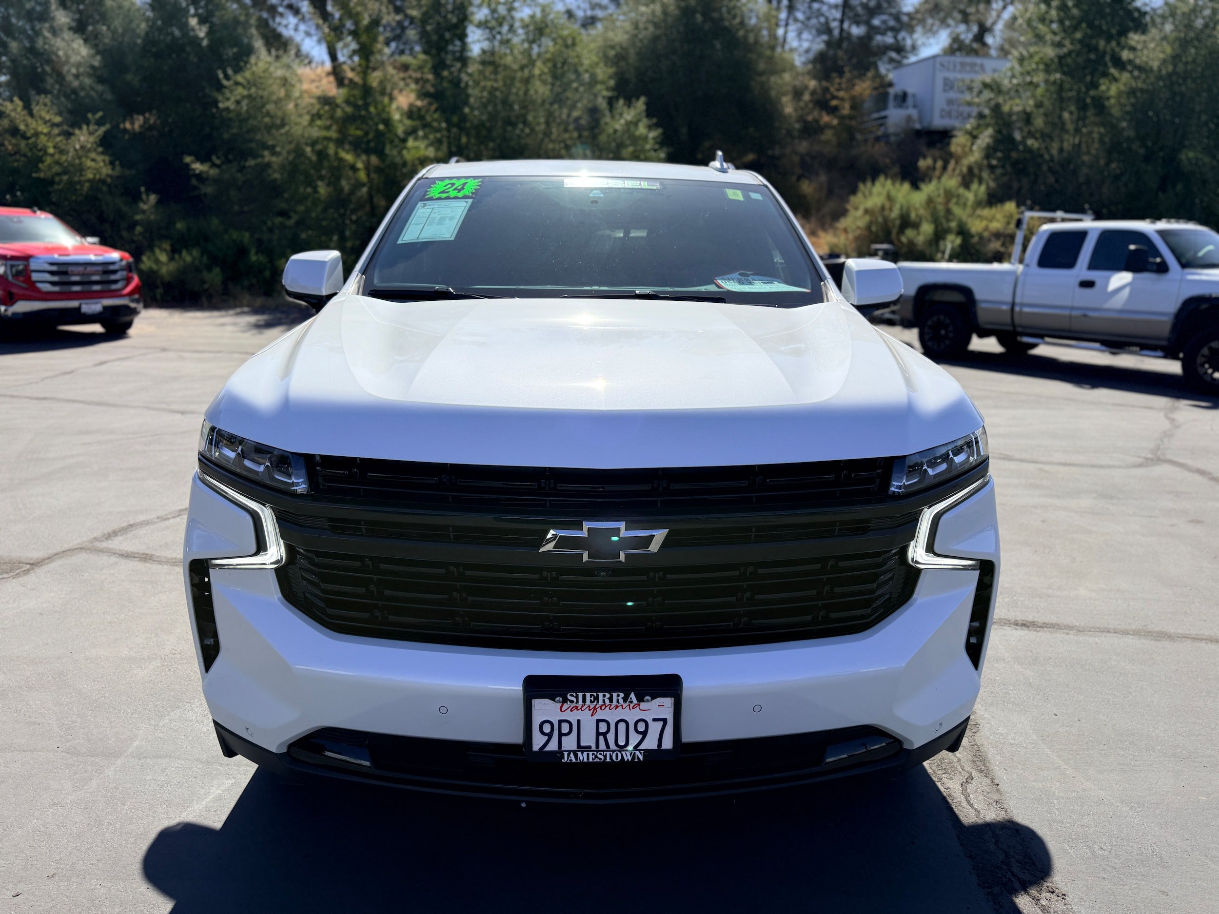 Used 2024 Chevrolet Tahoe RST w/ Luxury Package AWD/4WD image 3
