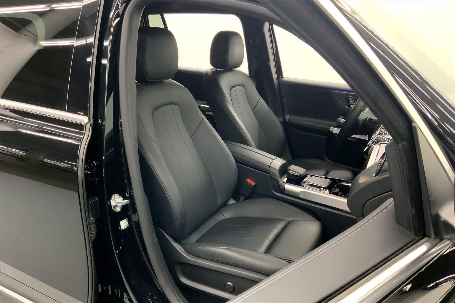 Certified 2022 Mercedes-Benz GLB 250 image 11