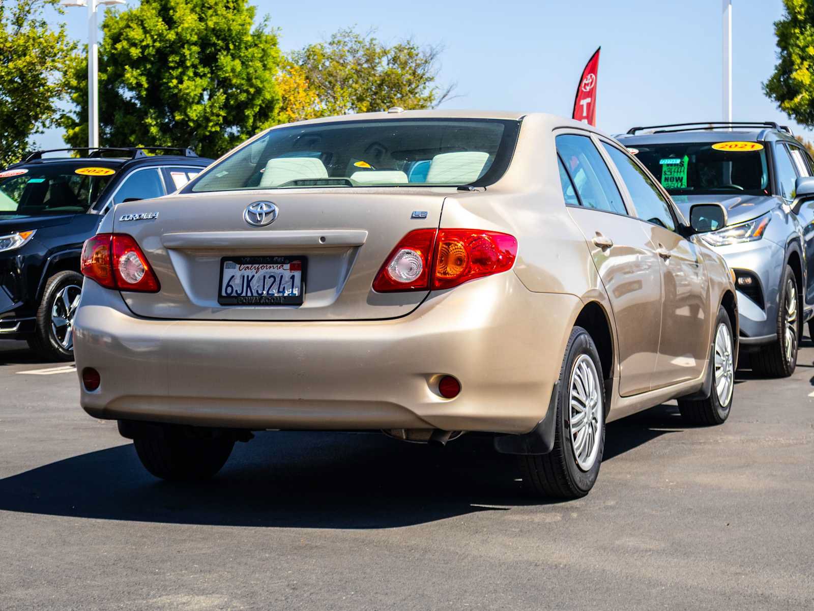 Used 2009 Toyota Corolla LE FWD image 6