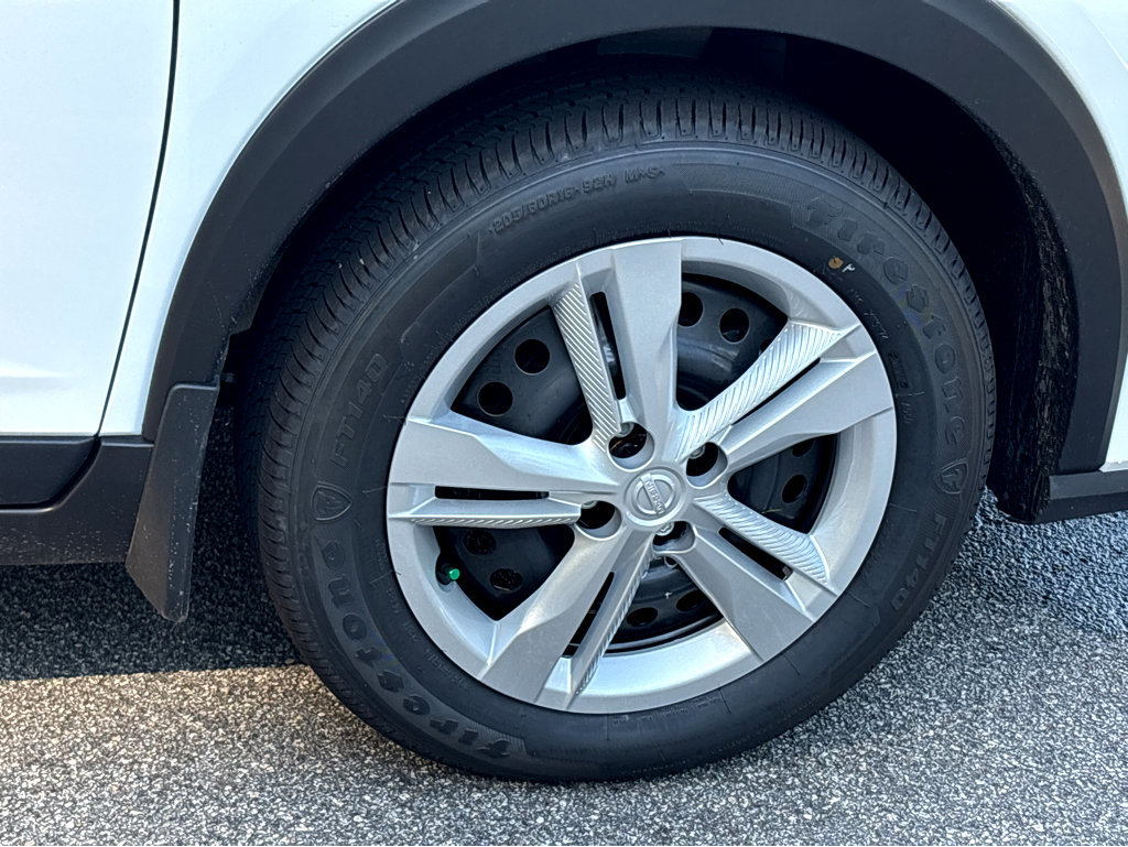 New 2025 Nissan Kicks Play S image 21