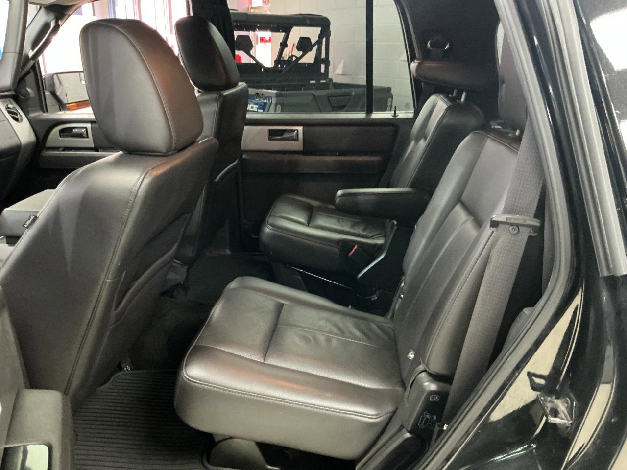 Used 2014 Ford Expedition Limited w/ Equipment Group 301A image 16