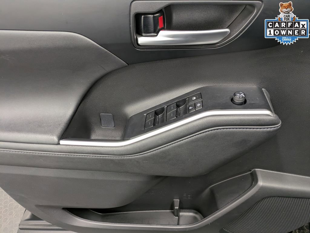 Used 2023 Toyota Highlander XLE w/ Protection Package #3 (TMS) image 10